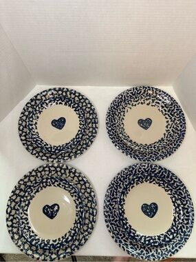 Tienshan Folk Craft Hearts Ceramic set of Dinner & Dessert Plates x 4
